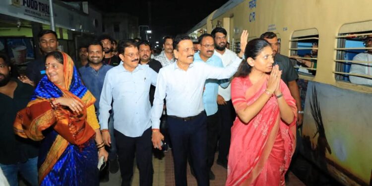 काशी, अयोध्येसाठी जळगावकर रवाना