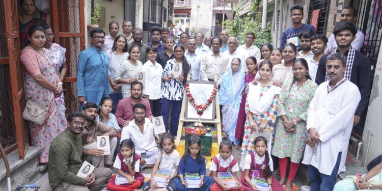 बहिणाबाईंचे साहित्य म्हणजे लोक पुरस्कार – किरण डोंगरदिवे