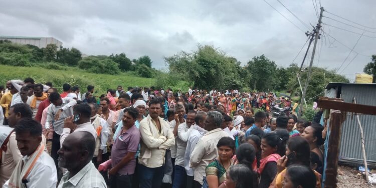 भांडी घेण्यासाठी आलेल्या नागरिकांचा हिरमोड  