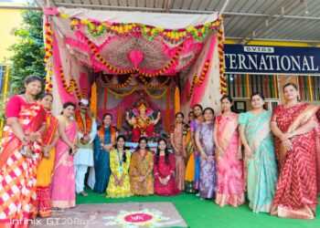 इम्पिरियल विद्यार्थी गणेश मंडळाने केले जल्लोषात गणेशाचे स्वागत