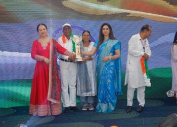 हरियाणा येथे प्रा.संजय मोरे राष्ट्ररत्न राष्ट्रीय पुरस्काराने सन्मानित