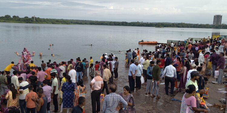 जळगावात पाचव्या दिवशी गणेश विसर्जन