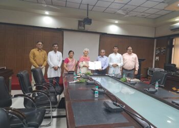 मू.जे महाविद्यालयात MOU कार्यक्रमाचे आयोजन