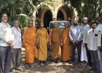 भारत मुक्ती मोर्चा व बौद्धिस्ट इंटरनॅशनल नेटवर्कचे  कलेक्टोरेटसमोर धरणे आंदोलन