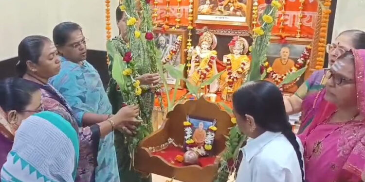 सद्गुरू श्री मोरेश्वर महाराज यांचा जन्मोत्सव साजरा