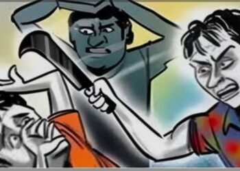 पत्रकार यांच्यावर तिघांचा प्राणघातक हल्ला