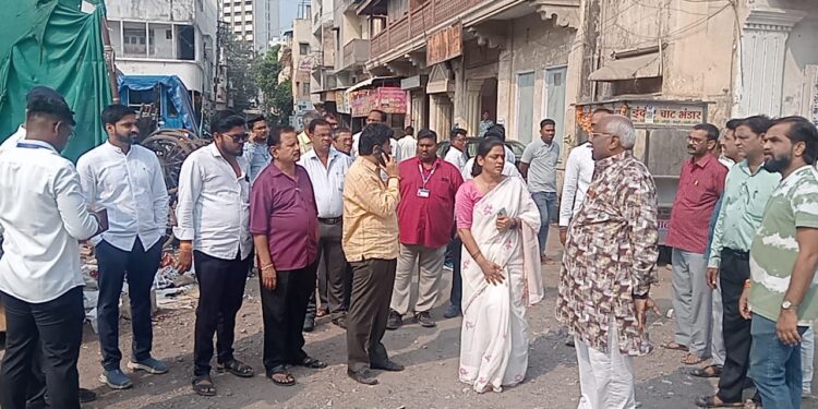 खाऊ गल्लीतील स्वच्छता करण्याचे अन् दंडात्मक कारवाईचे निर्देश
